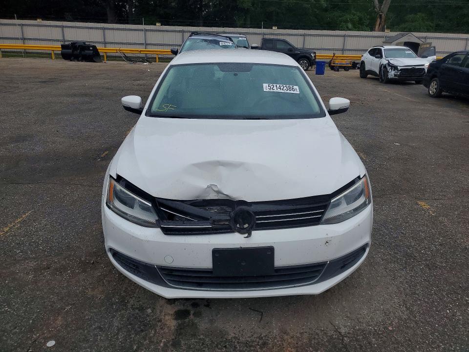 52142386 :رقم المزاد ، 3VWDP7AJ8DM359562 vin ، 2013 Volkswagen Jetta مزاد بيع