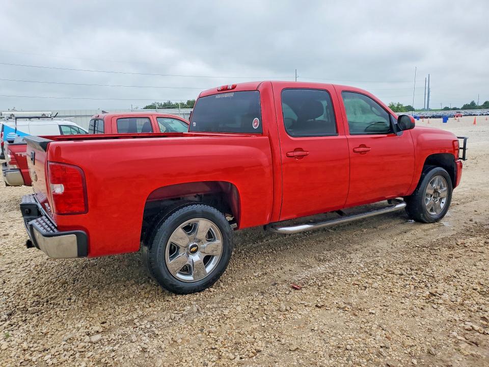 52362476 :رقم المزاد ، 3GCPCSE04BG405643 vin ، 2011 Chevrolet Silverado مزاد بيع
