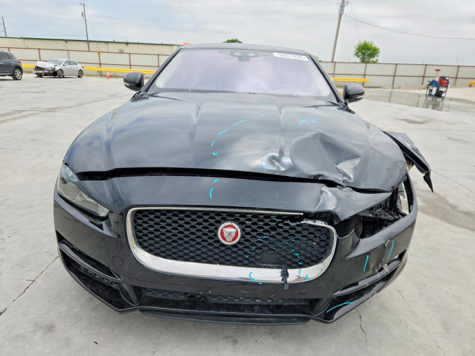2017 Jaguar Xe მანქანა იყიდება აუქციონზე, vin: SAJAR4BG3HA973571, აუქციონის ნომერი: 52837836