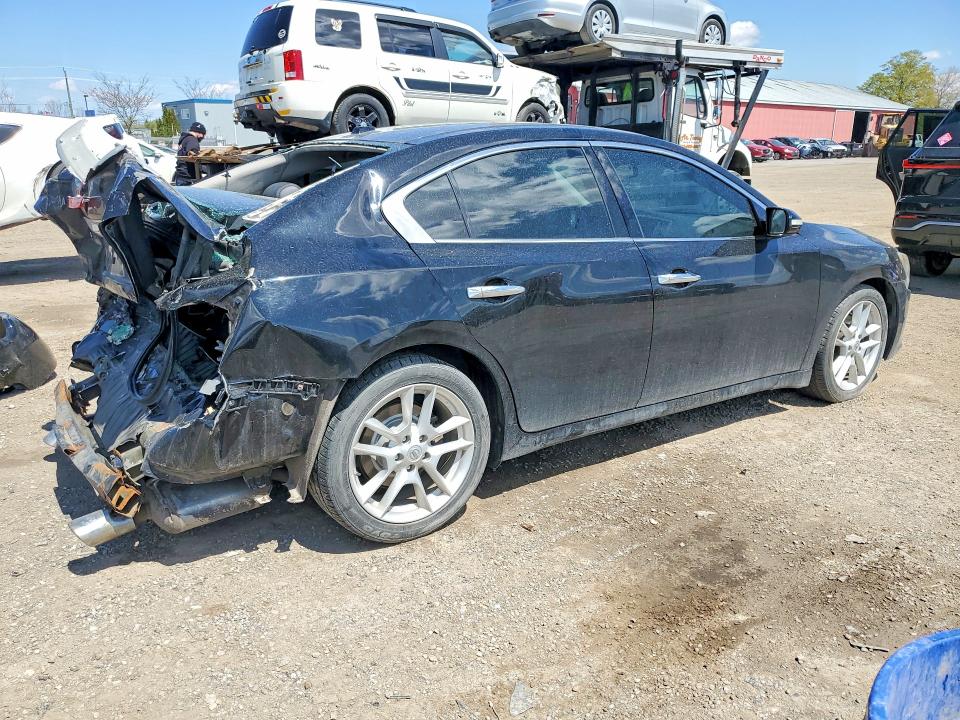 52379786 :رقم المزاد ، 1N4AA5AP3BC847385 vin ، 2011 Nissan Maxima مزاد بيع