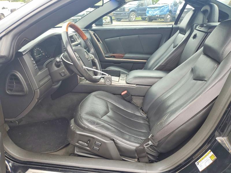 52729976 :رقم المزاد ، 1G6YV34A755603744 vin ، 2005 Cadillac Xlr مزاد بيع