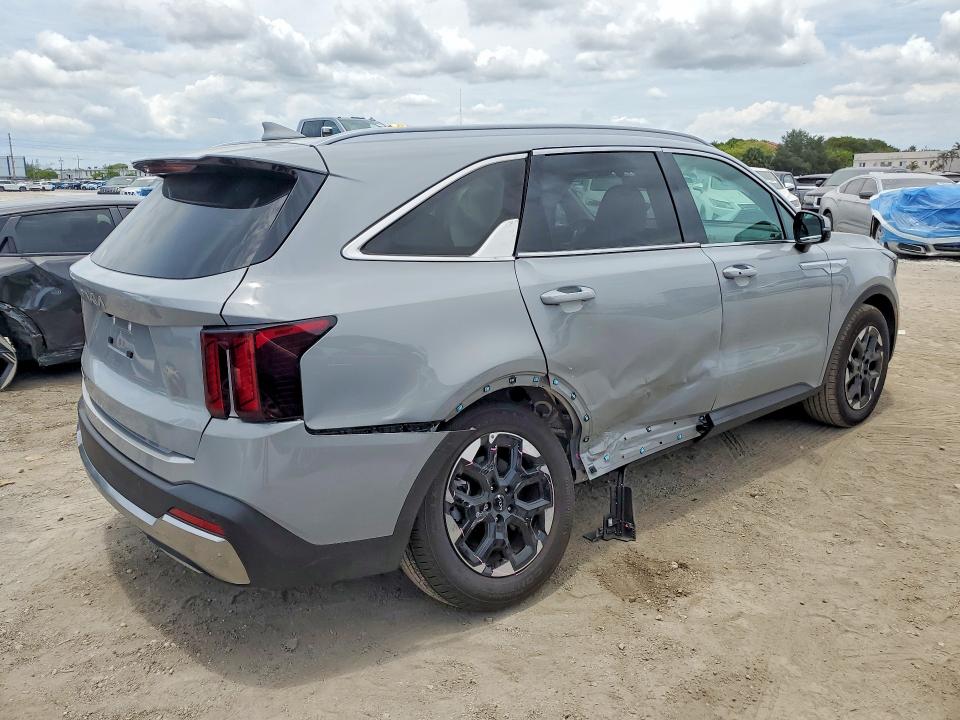 Продажа на аукционе авто 2025 Kia Sorento, vin: 5XYRL4JC0SG345945, номер лота: 53241416
