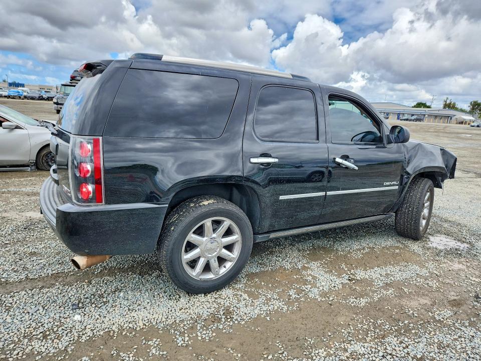 52262866 :رقم المزاد ، 1GKS2EEF8DR321660 vin ، 2013 Gmc Yukon مزاد بيع