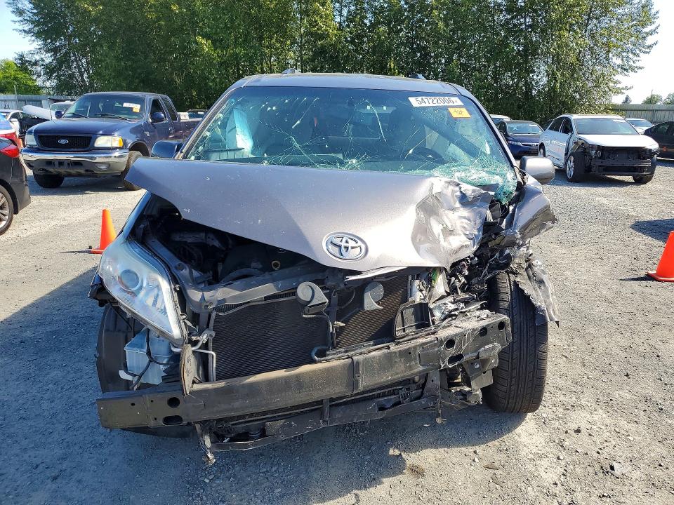 Продаж на аукціоні авто 2017 Toyota Sienna, vin: 5TDDZ3DC7HS168269, номер лоту: 54722006