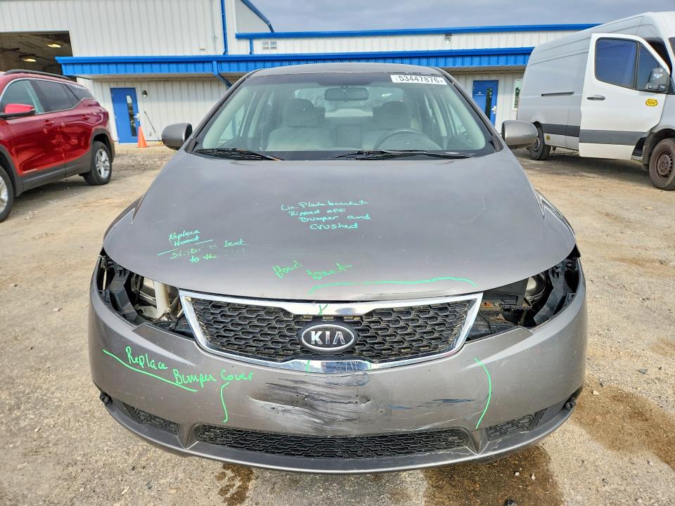 53447876 :رقم المزاد ، KNAFU4A28B5889879 vin ، 2011 Kia Forte مزاد بيع