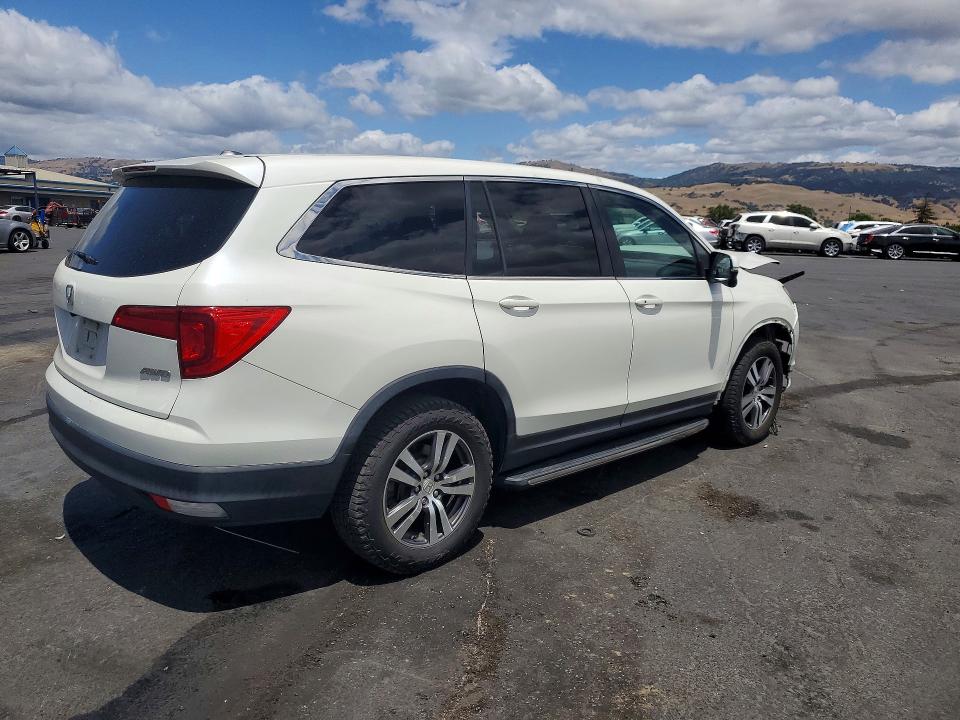 55020326 :رقم المزاد ، 5FNYF6H32GB119165 vin ، 2016 Honda Pilot مزاد بيع