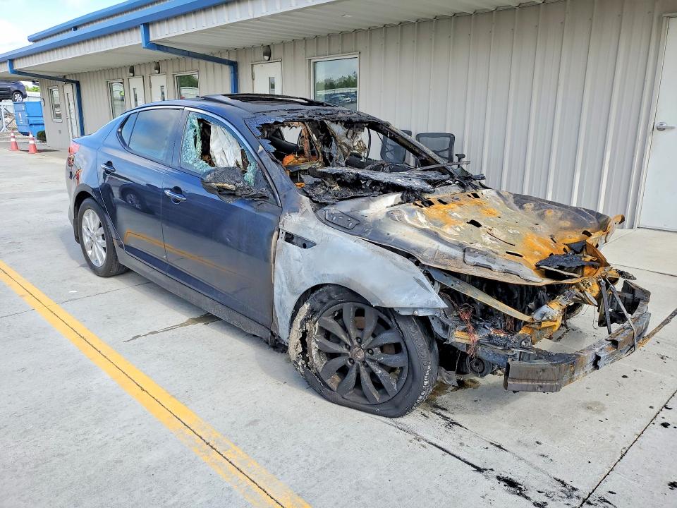 63044986 :رقم المزاد ، 5XXGN4A73FG366125 vin ، 2015 Kia Optima مزاد بيع