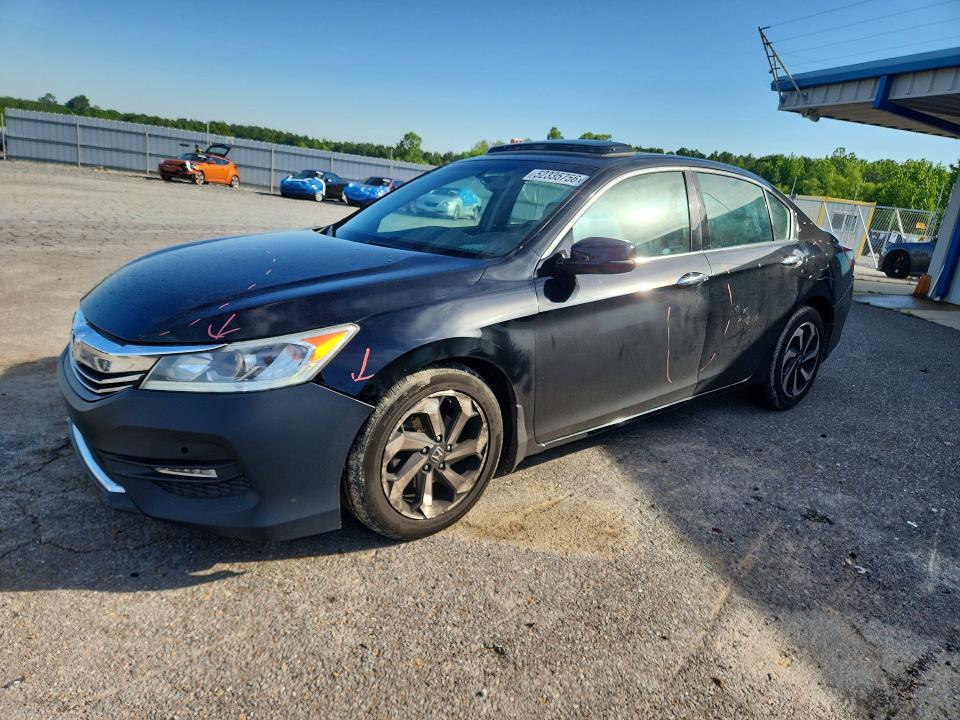 Auction sale of the 2017 Honda Accord, vin: 1HGCR3F87HA006256, lot number: 52335756