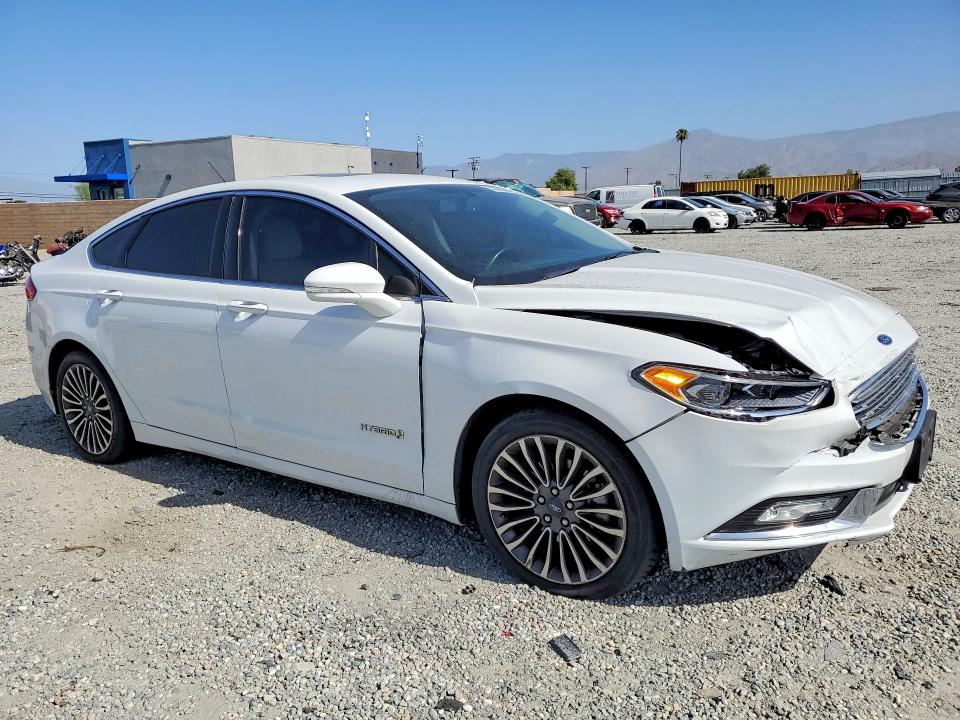 53828306 :رقم المزاد ، 3FA6P0RU9JR245477 vin ، 2018 Ford Fusion مزاد بيع