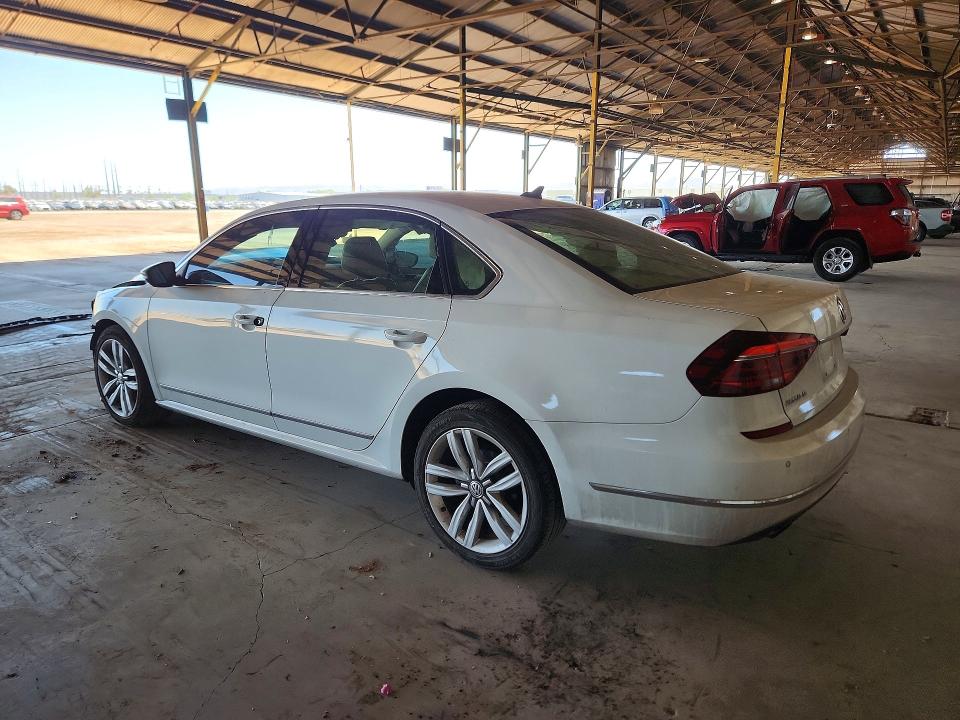2017 Volkswagen Passat მანქანა იყიდება აუქციონზე, vin: 1VWGT7A38HC077486, აუქციონის ნომერი: 54646866
