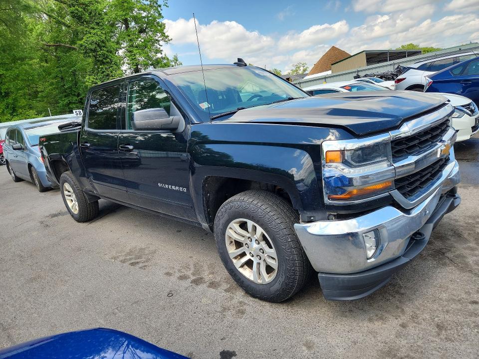 Продажа на аукционе авто 2018 Chevrolet Silverado, vin: 3GCUKREC2JG249528, номер лота: 53757126