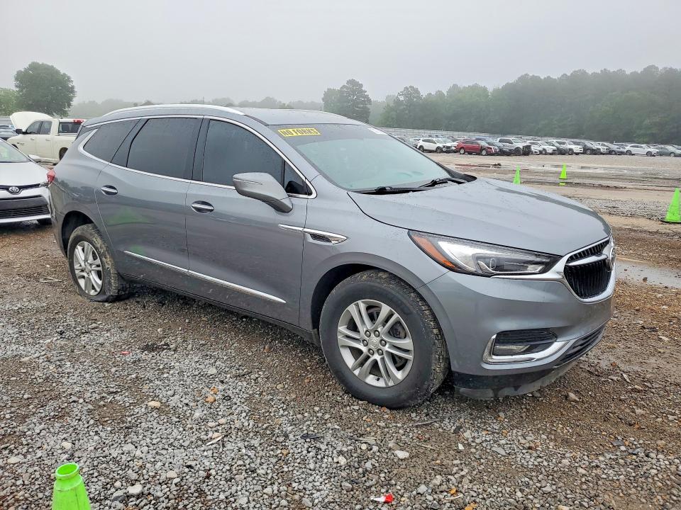 53075676 :رقم المزاد ، 5GAERBKW0MJ174371 vin ، 2021 Buick Enclave مزاد بيع