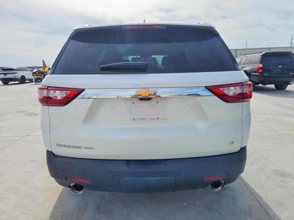Продажа на аукционе авто 2018 Chevrolet Traverse, vin: 1GNEVHKW7JJ243914, номер лота: 52345936