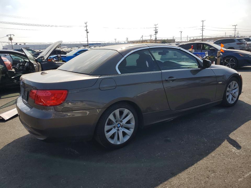 54003476 :رقم المزاد ، WBADW7C56BE727484 vin ، 2011 Bmw 328 مزاد بيع