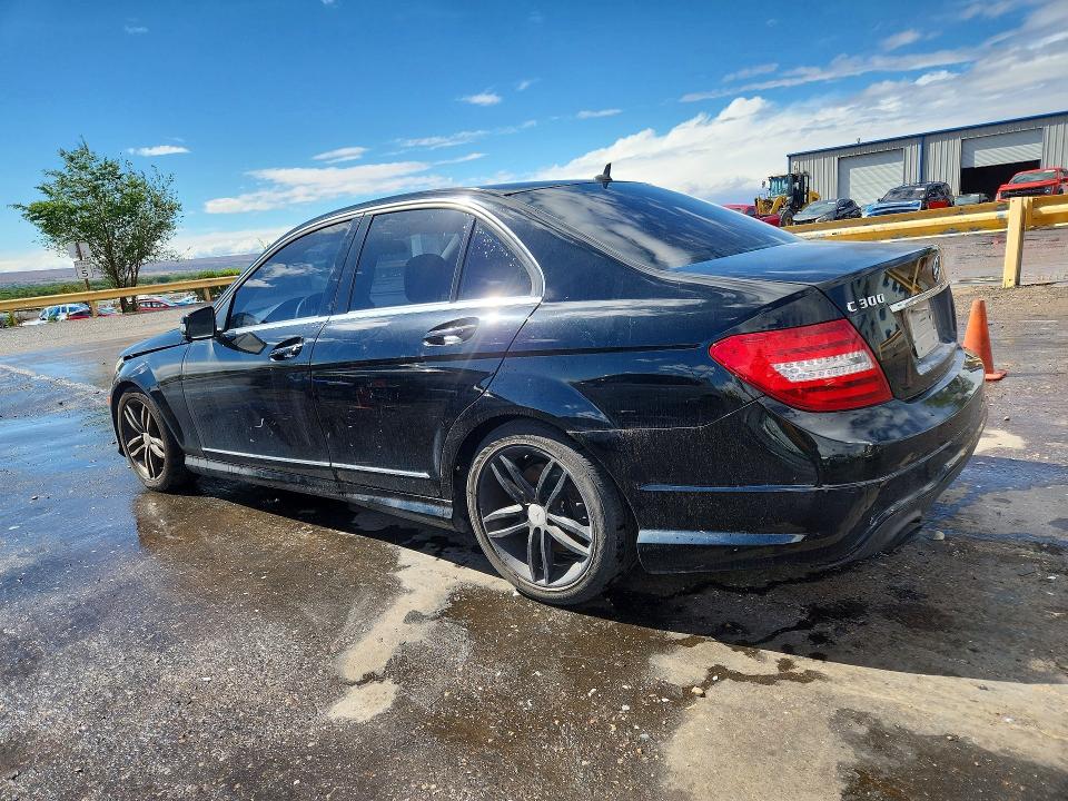 Продажа на аукционе авто 2013 Mercedes-benz C, vin: WDDGF8AB5DR259330, номер лота: 52379516