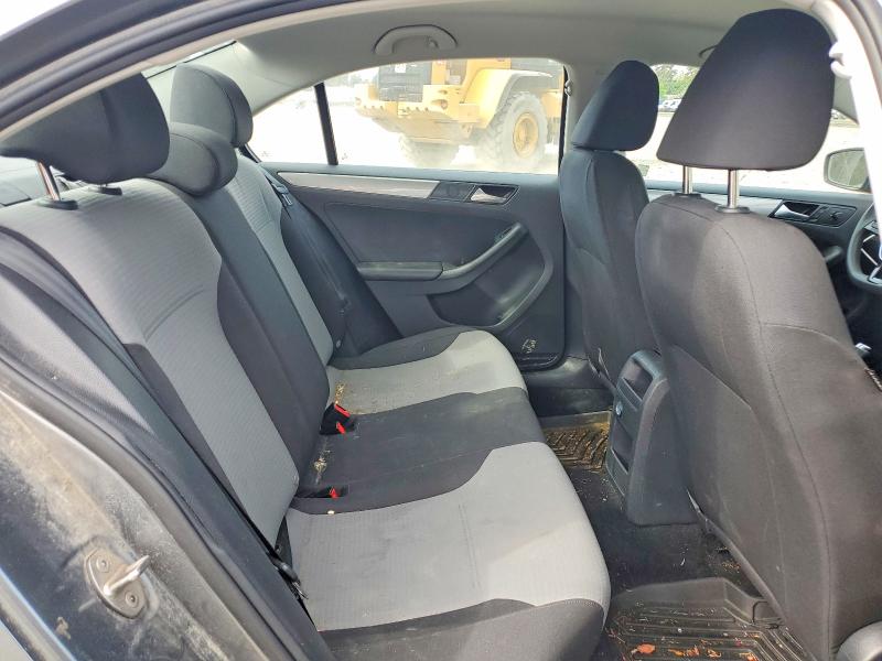 51547646 :رقم المزاد ، 3VW2B7AJ1JM258316 vin ، 2018 Volkswagen Jetta مزاد بيع