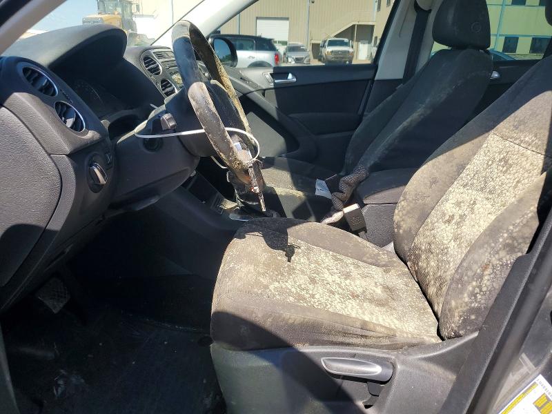 2013 Volkswagen Tiguan მანქანა იყიდება აუქციონზე, vin: WVGAV7AXXDW534065, აუქციონის ნომერი: 53162916
