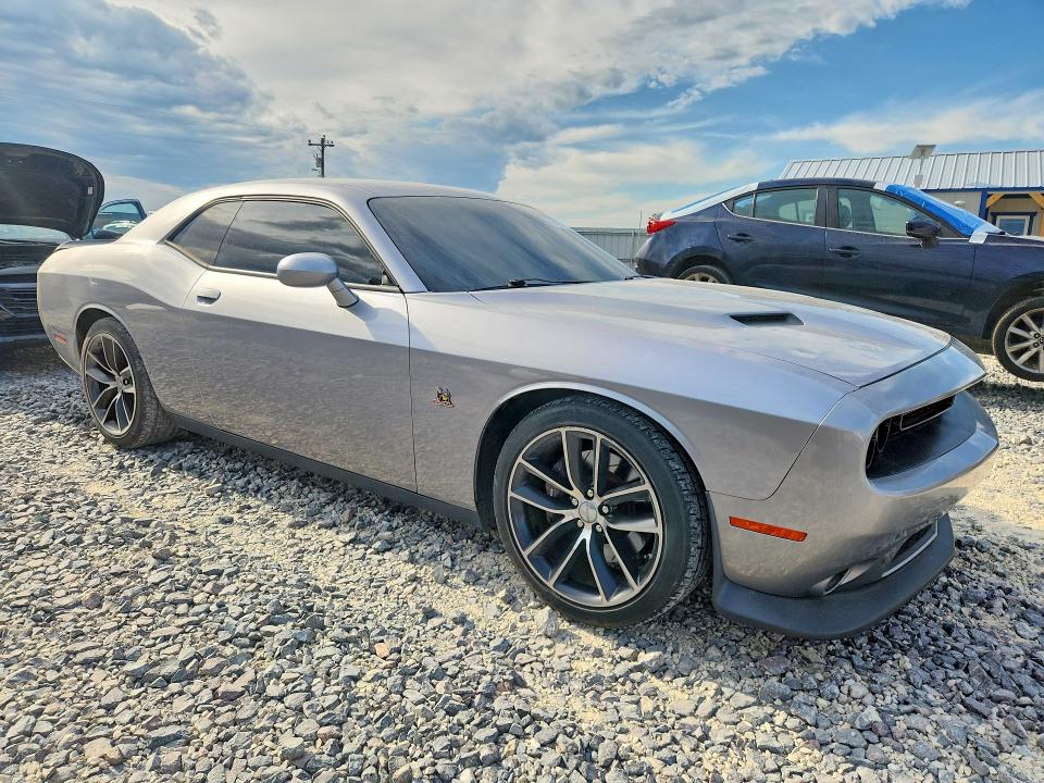 2016 Dodge Challenger მანქანა იყიდება აუქციონზე, vin: 2C3CDZFJXGH137138, აუქციონის ნომერი: 54067896