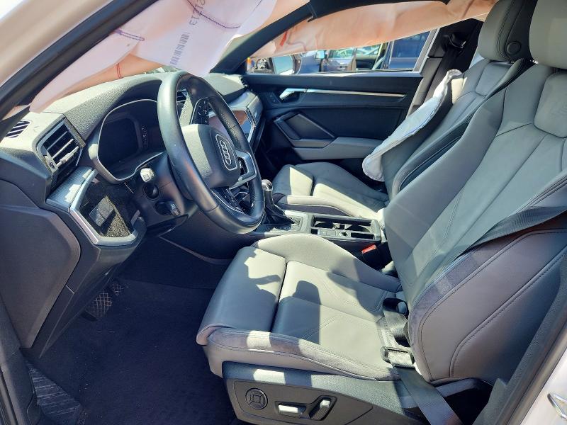 54276976 :رقم المزاد ، WA1DECF38N1128018 vin ، 2022 Audi Q3 مزاد بيع