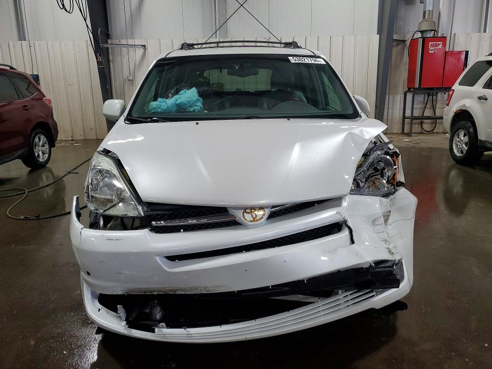 Продажа на аукционе авто 2004 Toyota Sienna, vin: 5TDZA22CX4S069711, номер лота: 53021796
