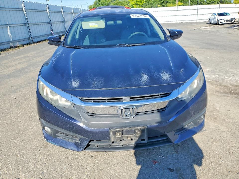 Продажа на аукционе авто 2017 Honda Civic, vin: 2HGFC1F38HH636568, номер лота: 52424516