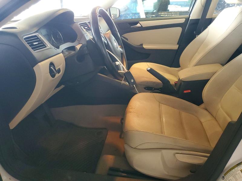 52421376 :رقم المزاد ، 3VWDP7AJ8CM420729 vin ، 2012 Volkswagen Jetta مزاد بيع