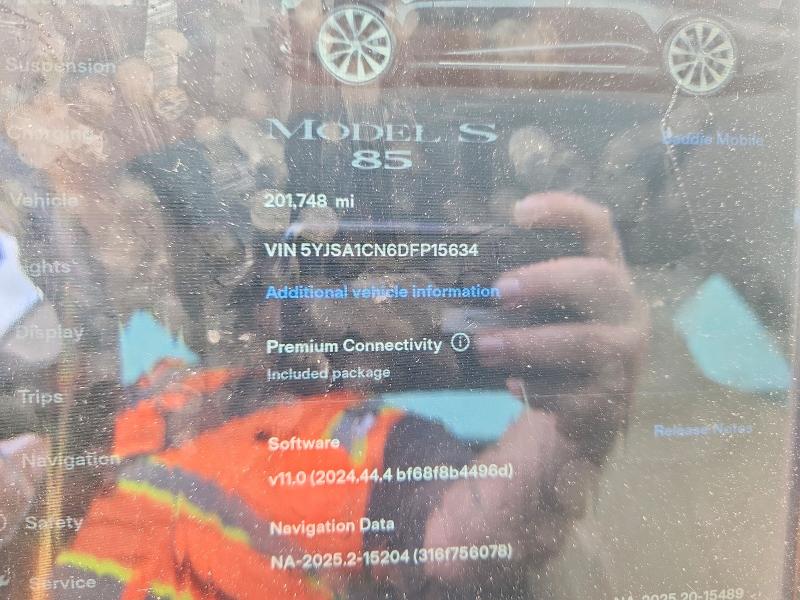 54160696 :رقم المزاد ، 5YJSA1CN6DFP15634 vin ، 2013 Tesla Model S مزاد بيع
