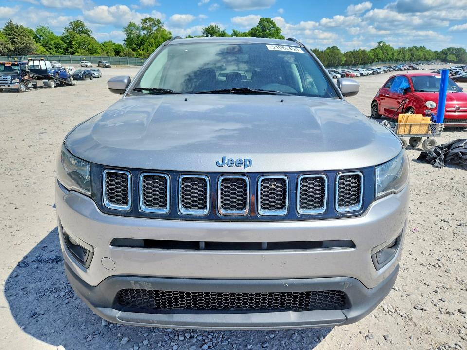 2020 Jeep Compass მანქანა იყიდება აუქციონზე, vin: 3C4NJCBB7LT198988, აუქციონის ნომერი: 51952466