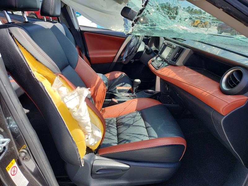 53887516 :رقم المزاد ، JTMYFREV8FD055016 vin ، 2015 Toyota Rav4 مزاد بيع