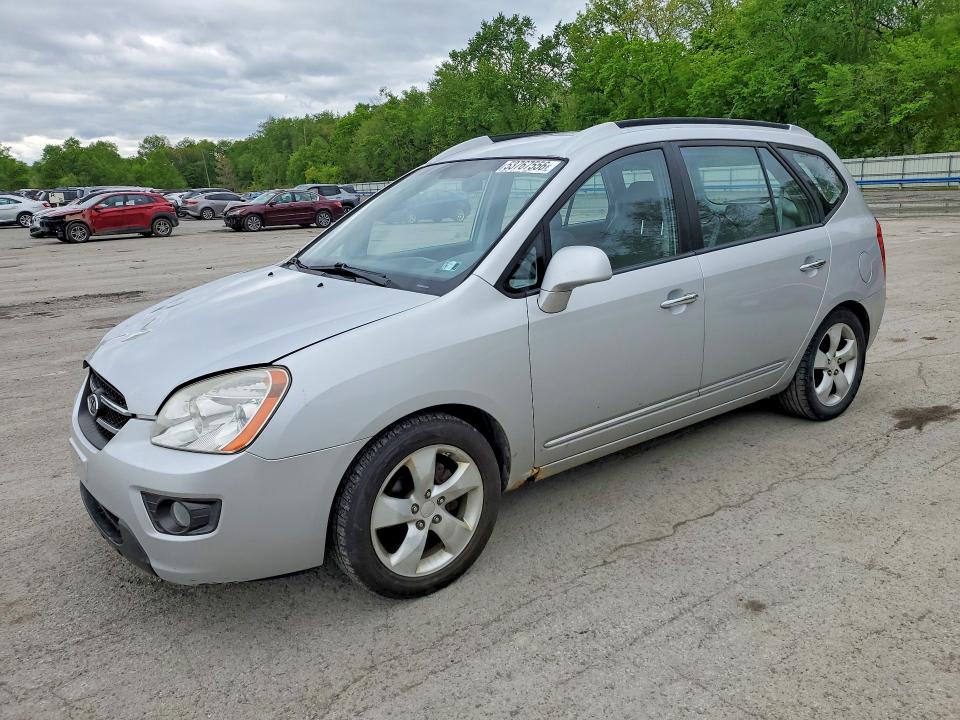 53767556 :رقم المزاد ، KNAFG525577027477 vin ، 2007 Kia Rondo مزاد بيع