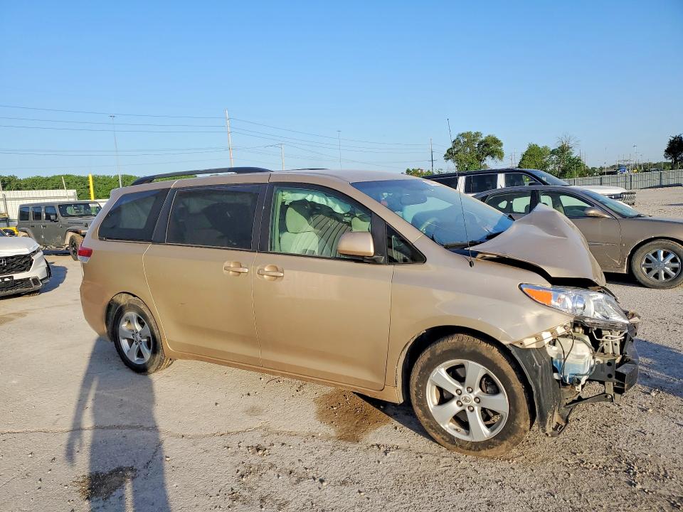 Aukcja sprzedaży 2011 Toyota Sienna, vin: 5TDKK3DC4BS044656, numer aukcji: 53340916