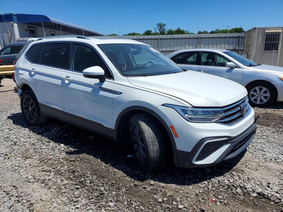 Продажа на аукционе авто 2022 Volkswagen Tiguan, vin: 3VV3B7AX1NM014362, номер лота: 53456206
