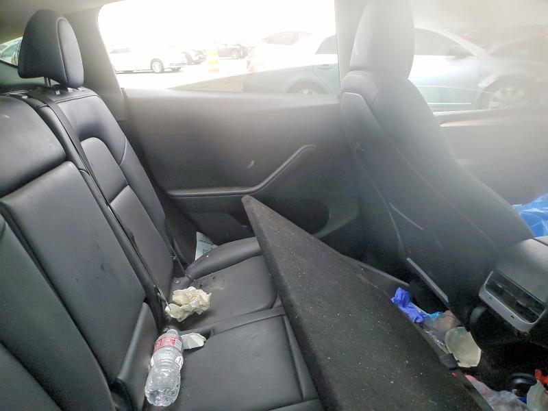 53586146 :رقم المزاد ، 7SAYGDED3SA357260 vin ، 2025 Tesla Model Y مزاد بيع