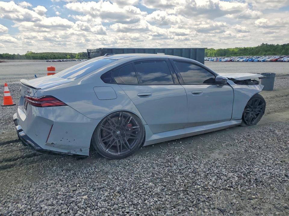 2026 Bmw M5 მანქანა იყიდება აუქციონზე, vin: WBS83FK05TCV68511, აუქციონის ნომერი: 52406316