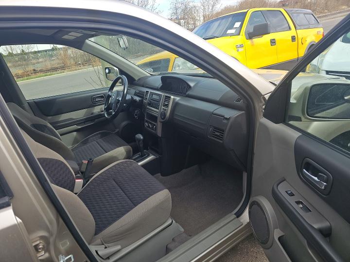 2005 Niss X-trail მანქანა იყიდება აუქციონზე, vin: JN8BT08T85W000853, აუქციონის ნომერი: 52436716