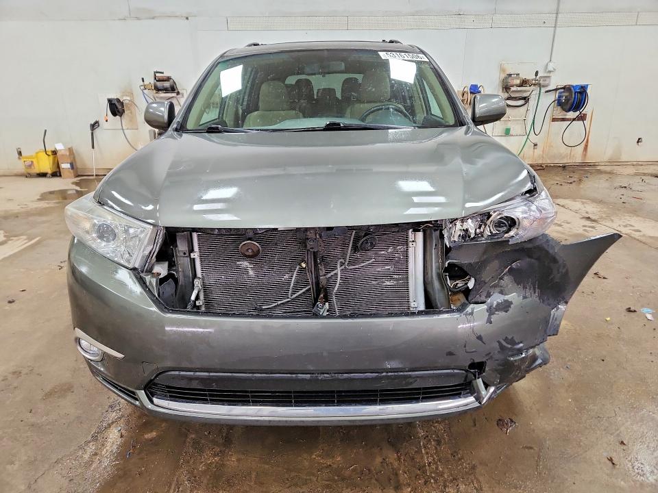 2011 Toyota Highlander მანქანა იყიდება აუქციონზე, vin: 5TDBK3EH1BS088866, აუქციონის ნომერი: 53161506