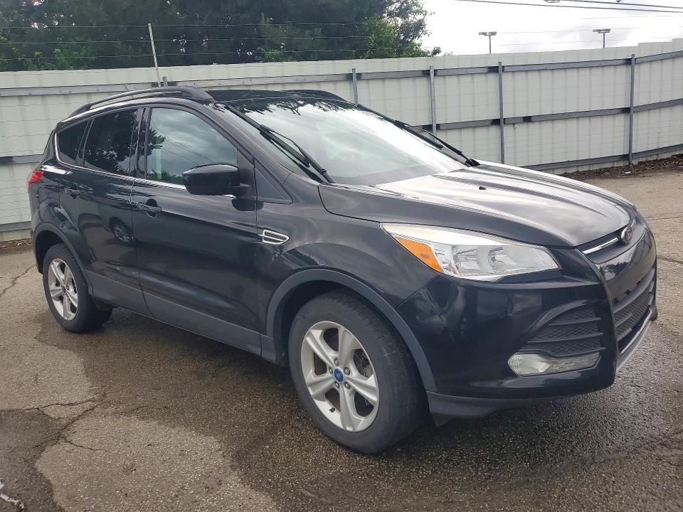 2014 Ford Escape მანქანა იყიდება აუქციონზე, vin: 1FMCU9GXXEUB06685, აუქციონის ნომერი: 54816686