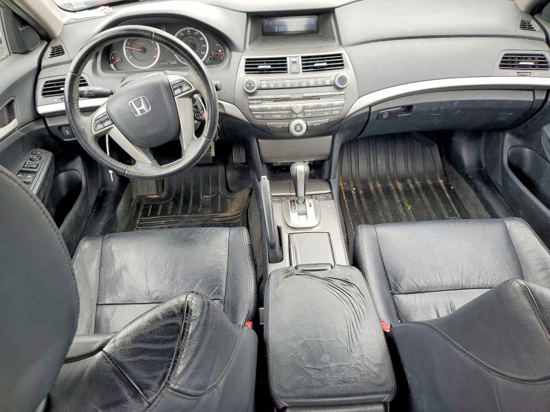 52964116 :رقم المزاد ، 1HGCP2F65BA028472 vin ، 2011 Honda Accord مزاد بيع
