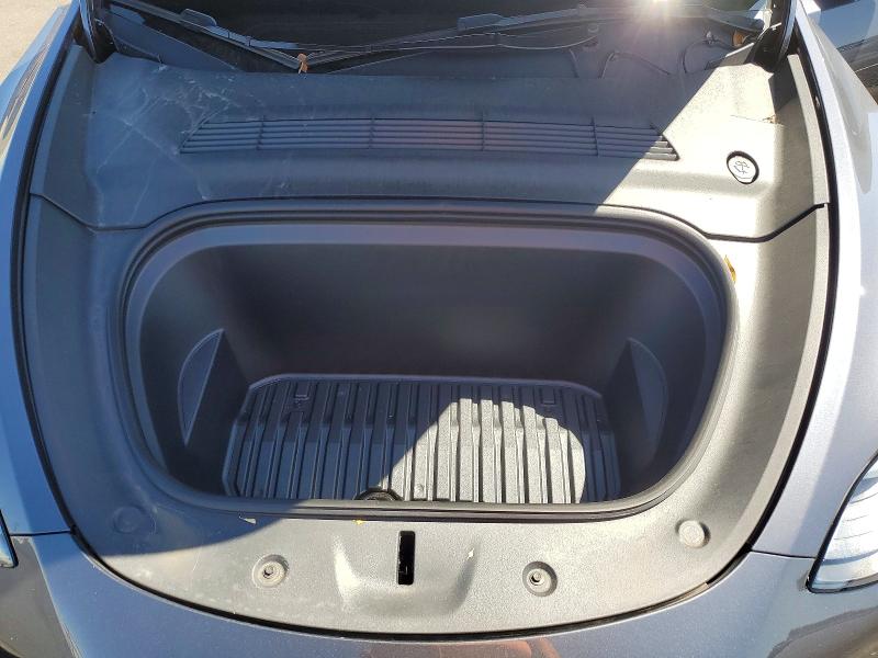 51613886 :رقم المزاد ، 7SAYGDEF9PF749462 vin ، 2023 Tesla Model Y مزاد بيع