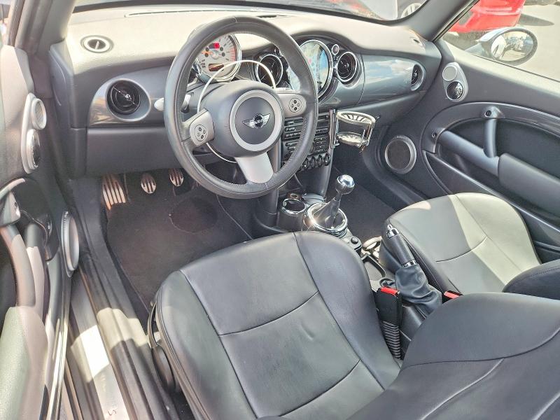 54536986 :رقم المزاد ، WMWRH33435TF82181 vin ، 2005 Mini Cooper مزاد بيع
