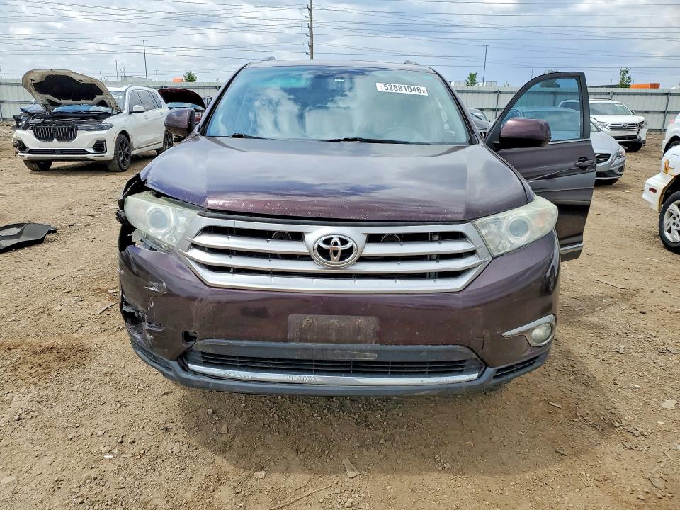 2011 Toyota Highlander მანქანა იყიდება აუქციონზე, vin: 5TDZK3EH5BS040995, აუქციონის ნომერი: 52881046