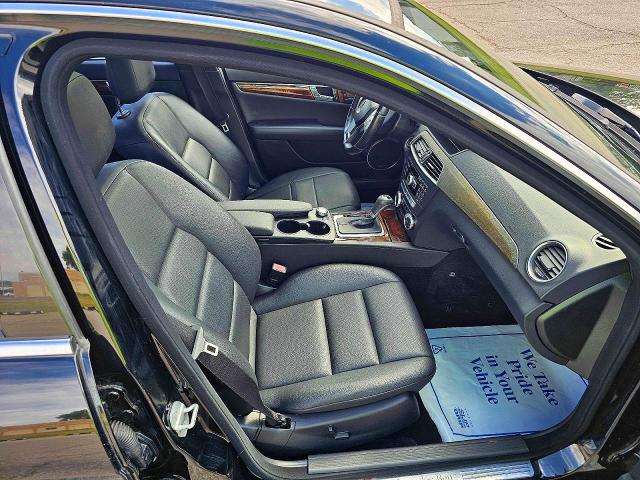 Продажа на аукционе авто 2012 Mercedes-benz C, vin: WDDGF4HB2CR194515, номер лота: 54468996