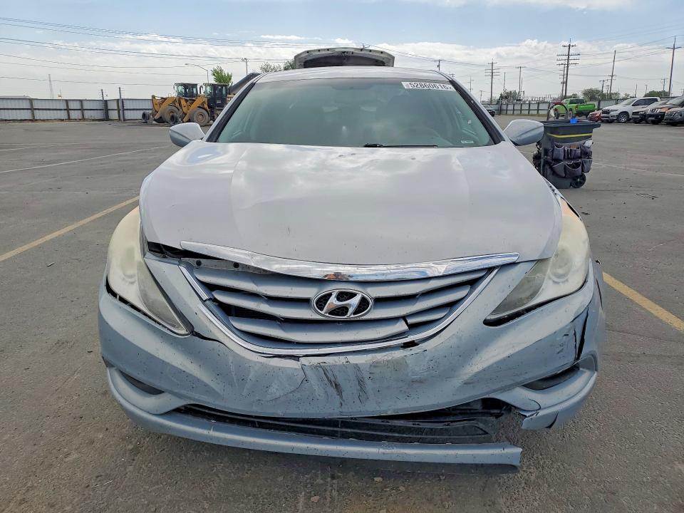 52860616 :رقم المزاد ، 5NPEB4AC0DH735330 vin ، 2013 Hyundai Sonata مزاد بيع