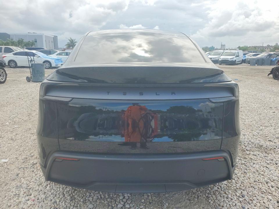 2026 Tesla Model Y მანქანა იყიდება აუქციონზე, vin: 7SAYGDED0TA655752, აუქციონის ნომერი: 54120476
