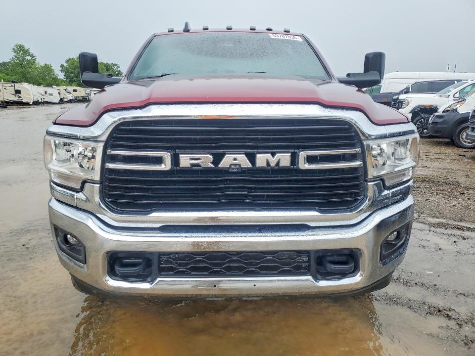 53787856 :رقم المزاد ، 3C7WR9CJ5MG649693 vin ، 2021 Ram 3500 مزاد بيع