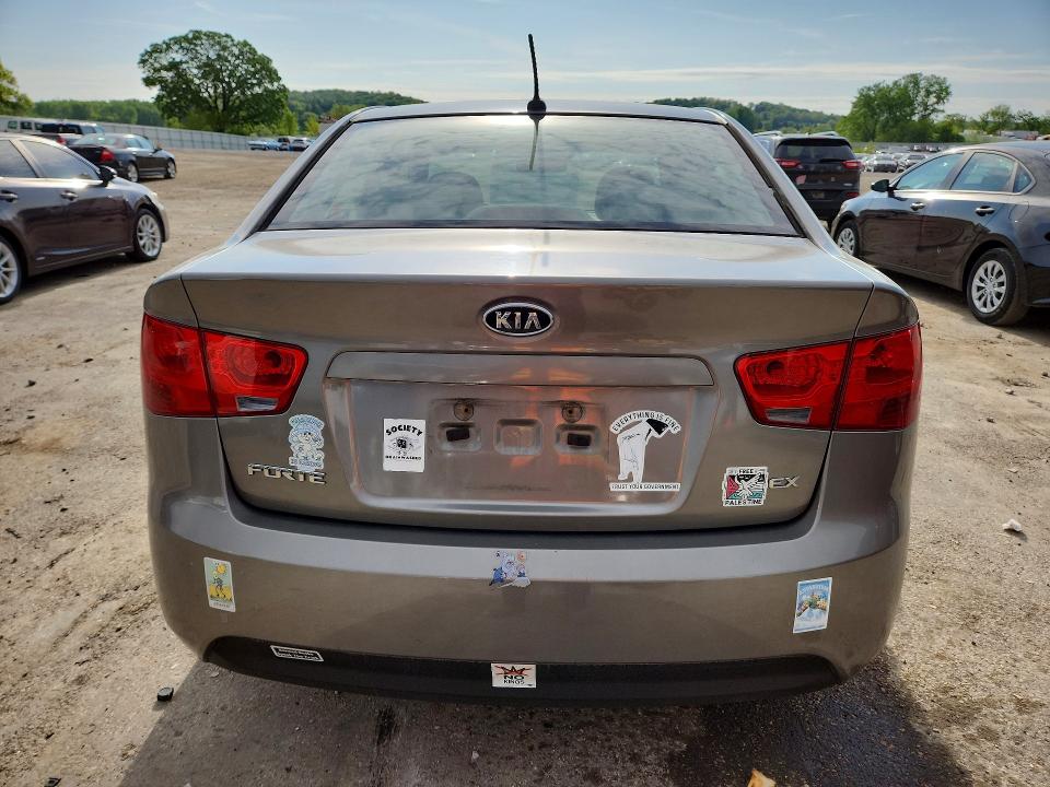 53447876 :رقم المزاد ، KNAFU4A28B5889879 vin ، 2011 Kia Forte مزاد بيع