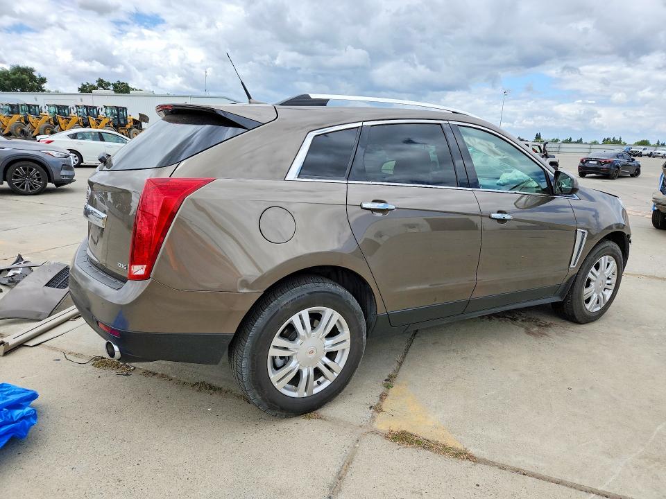 54989796 :رقم المزاد ، 3GYFNBE37ES614709 vin ، 2014 Cadillac Srx مزاد بيع