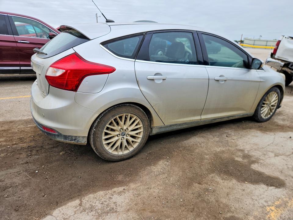 Продажа на аукционе авто 2012 Ford Focus, vin: 1FAHP3M2XCL415413, номер лота: 54097586