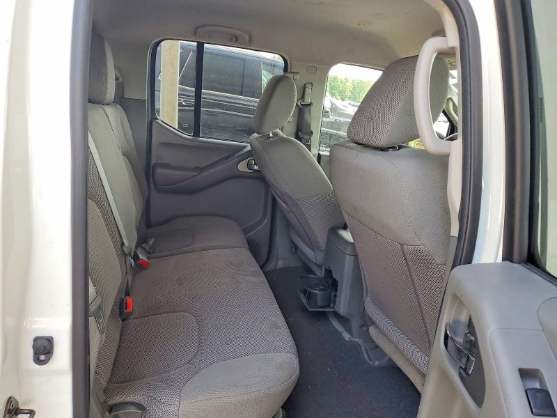 53199526 :رقم المزاد ، 1N6AD0ER4FN762191 vin ، 2015 Nissan Frontier مزاد بيع