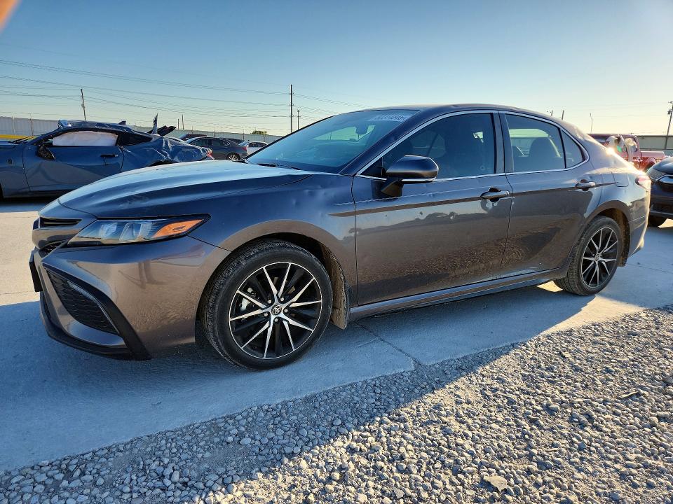 52314846 :رقم المزاد ، 4T1G11AK1RU854286 vin ، 2024 Toyota Camry مزاد بيع